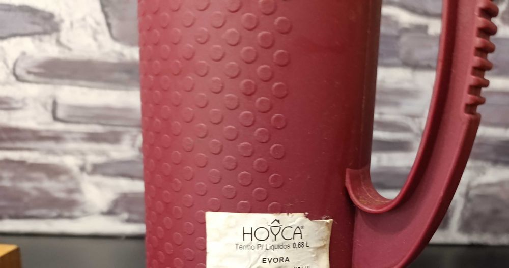 Garrafa Termos, tradicional - 0,68 L - Marca Hoyca - Évora