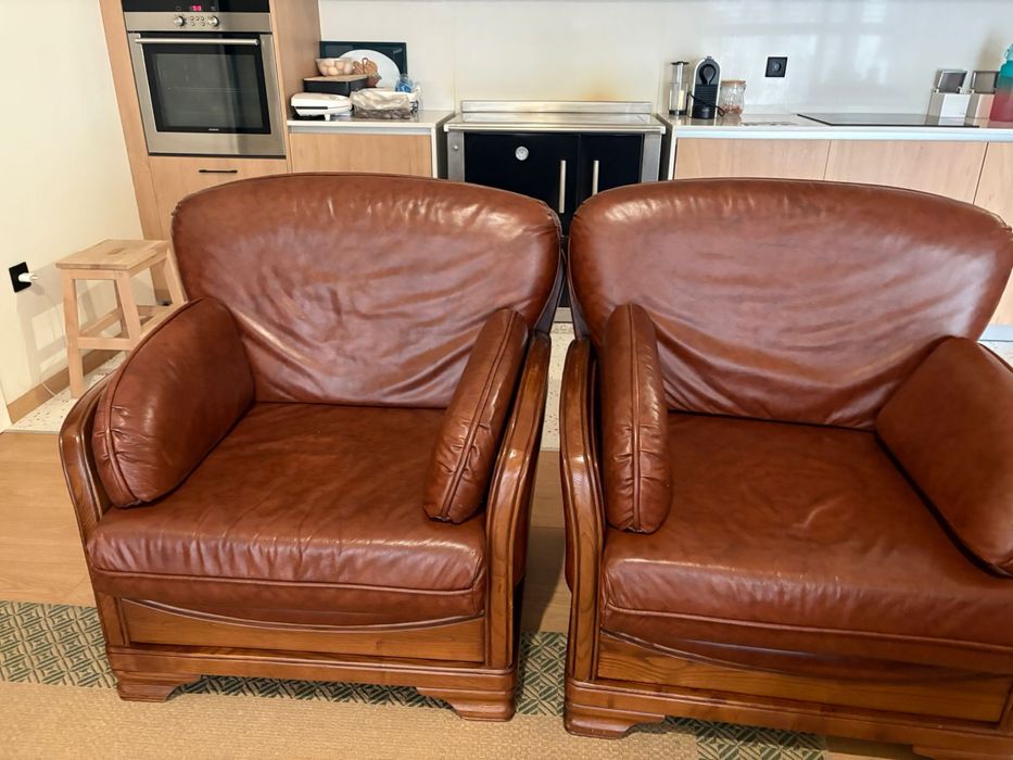 Conjunto 3 Sofás em Pele