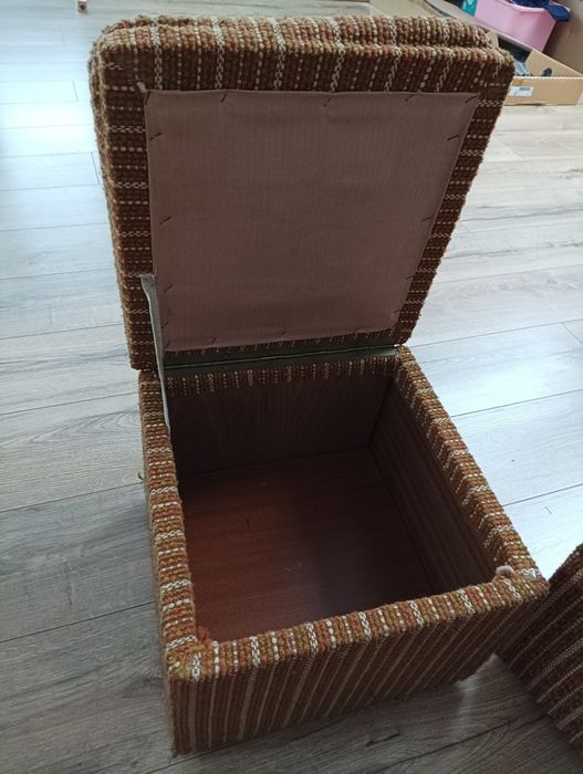 Vintage pufa brązowa otwierana PRL 1980 2 sztuki