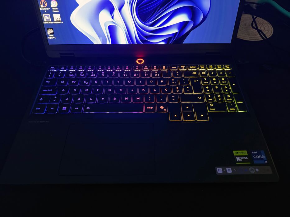 Portátil Lenovo Legion 5i (10ª Geração) - Écrã 15.1"