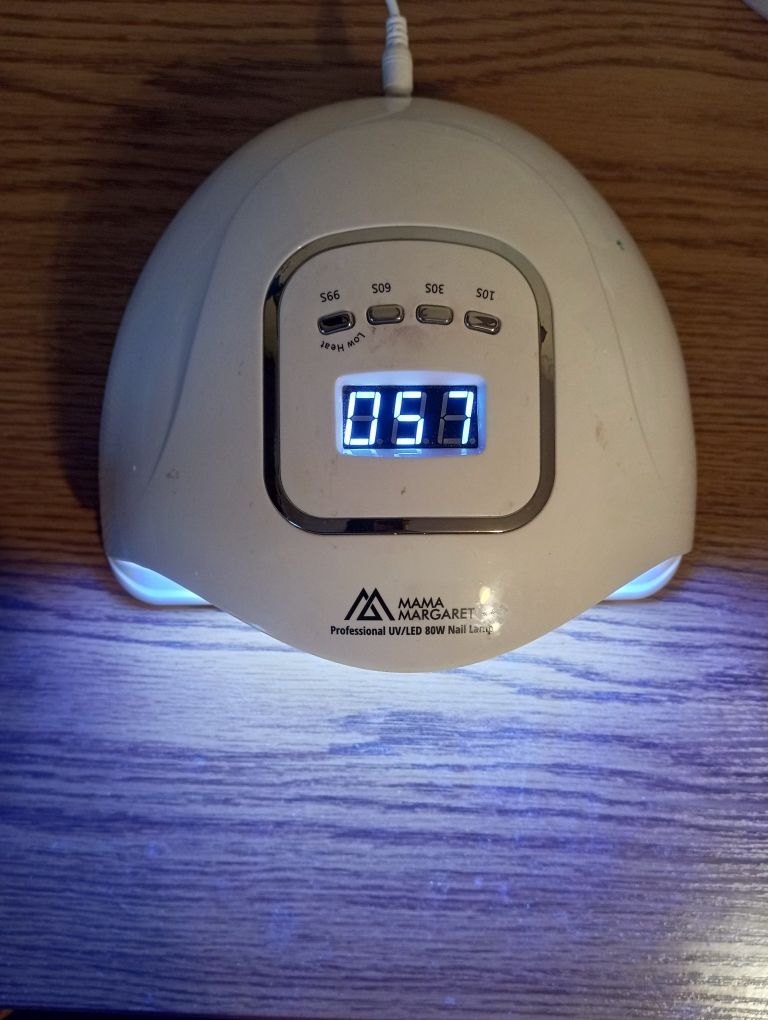 lampa LED UV do paznokci