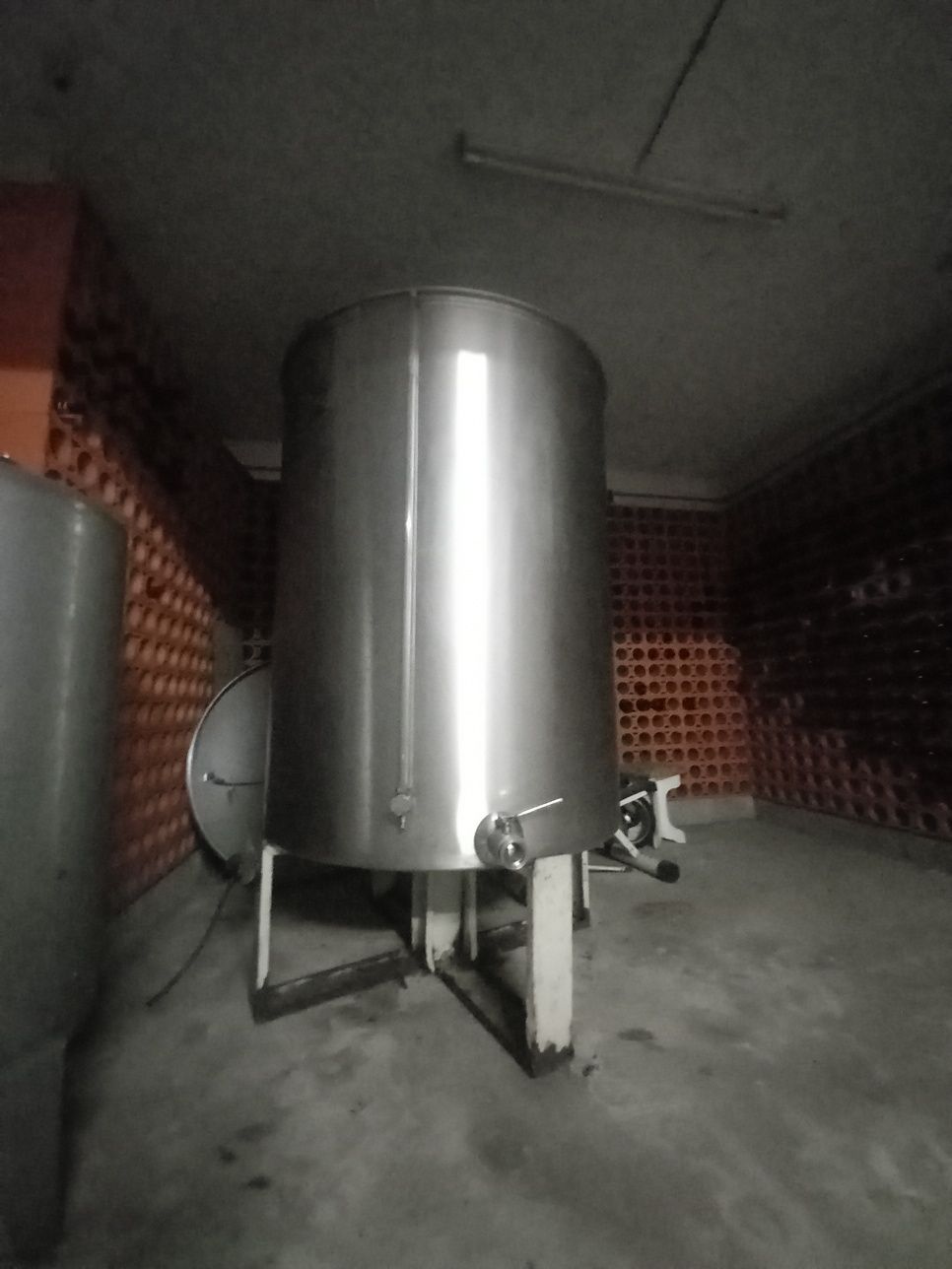 Cubas em inox para armazenamento
