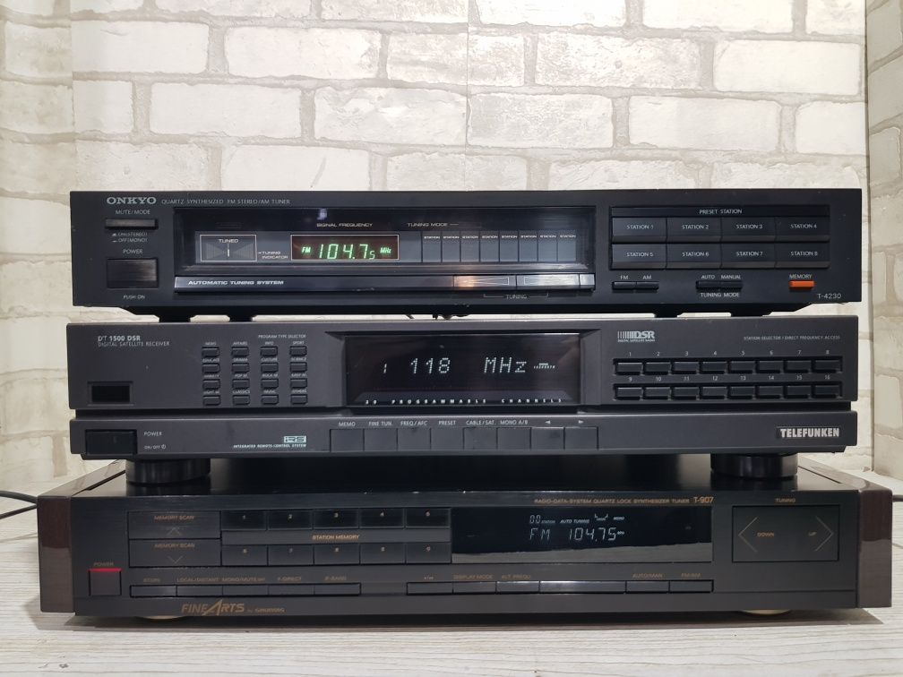 Стерео тюнери FM/AM/FINE ARTS  Grundig T-907, Telefunken DT-1500, б/у