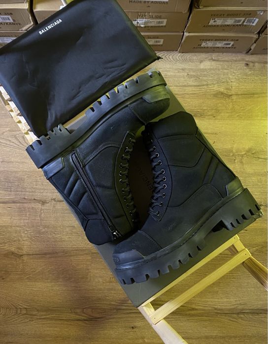 Зимові Ботинки Balenciaga Strike Boots чоботи
