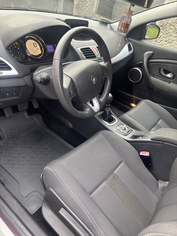 Renault Renault Megane III Coupé 1.4