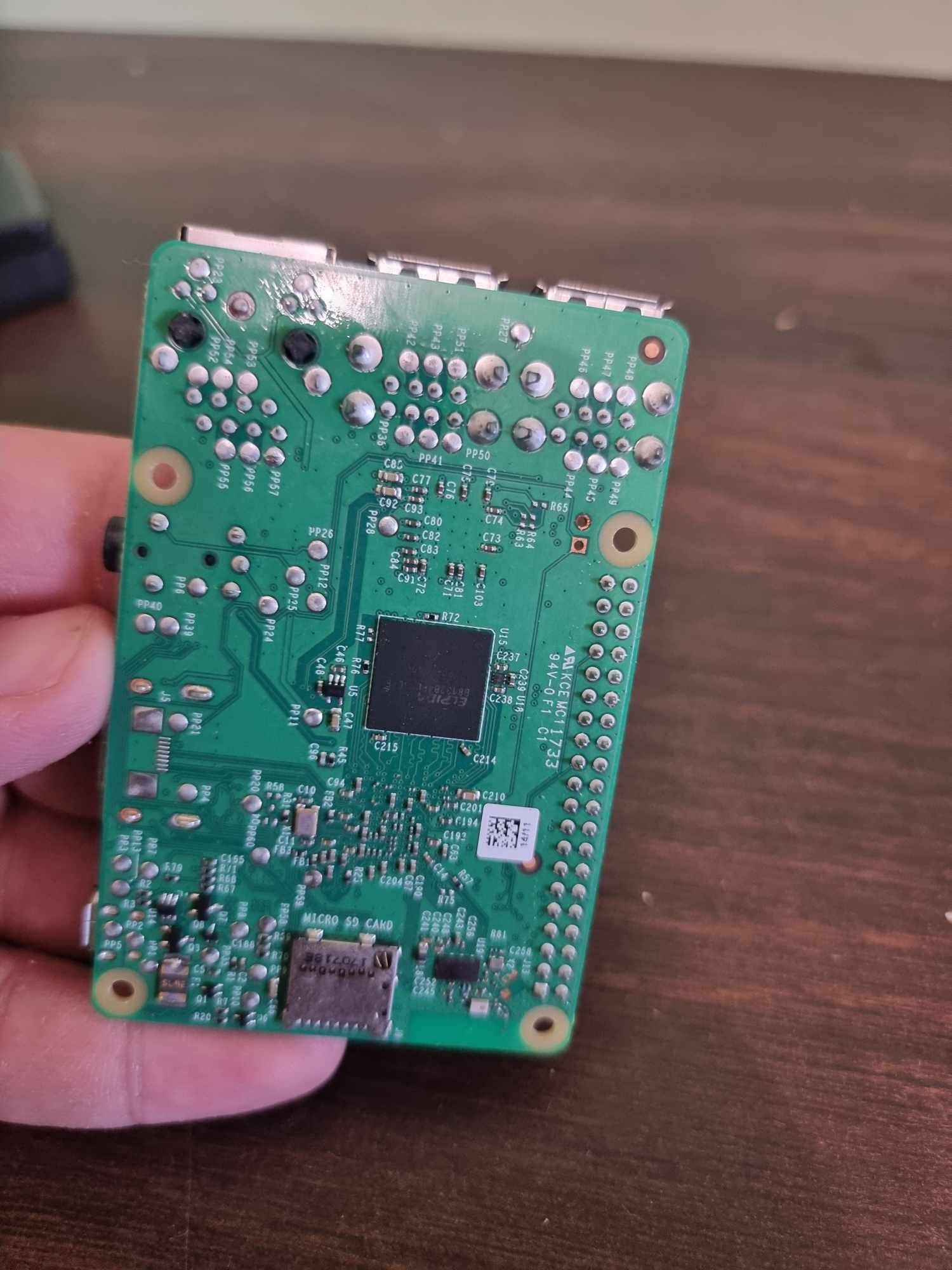 micro komputer raspberry Pi 3b+ WiFi w zestawie komputer, obudową i za