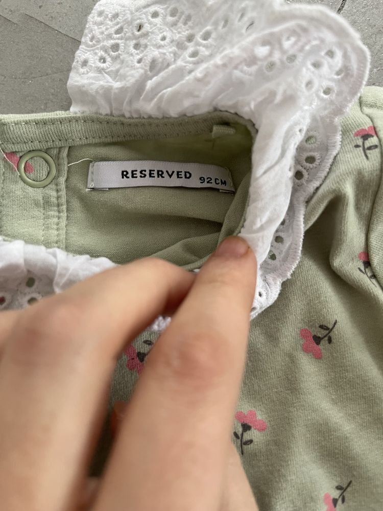 Body z ażurowym kołnierzykiem Reserved