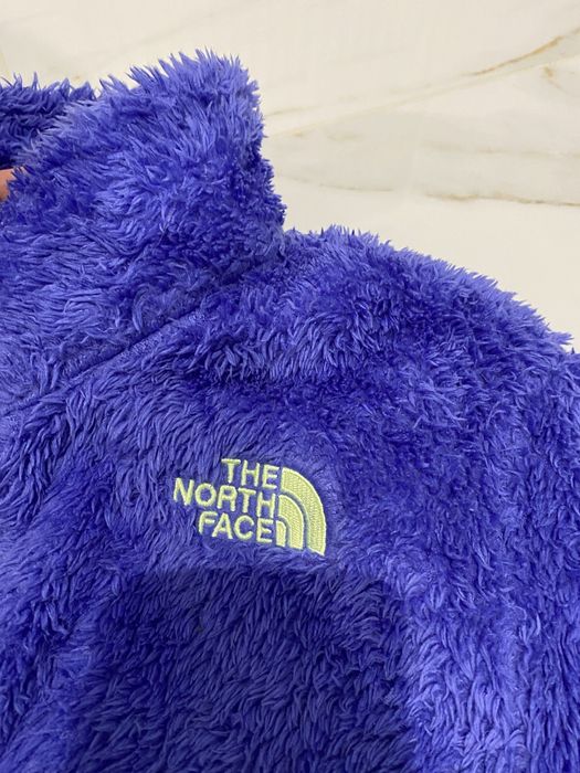 Włochaty polar The North Face wyjątkowy