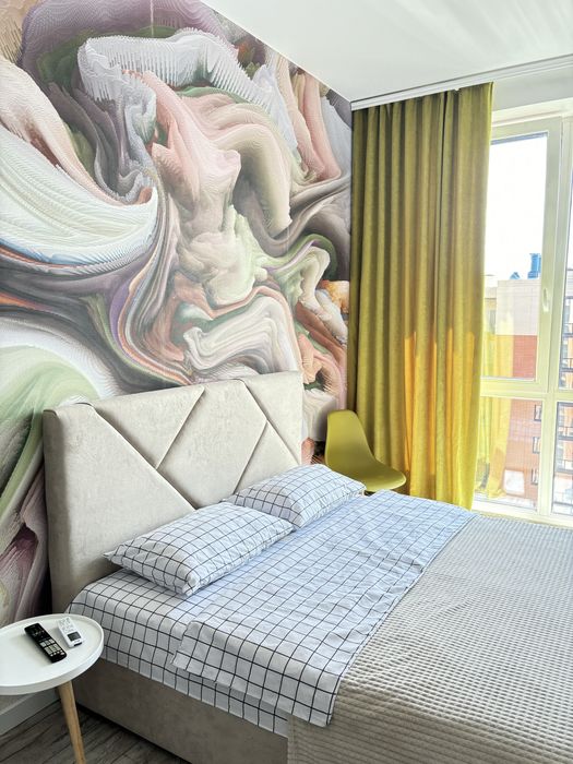 Центр,Яровиця, паркомісце ,подобово від 1000 погодинно від 550