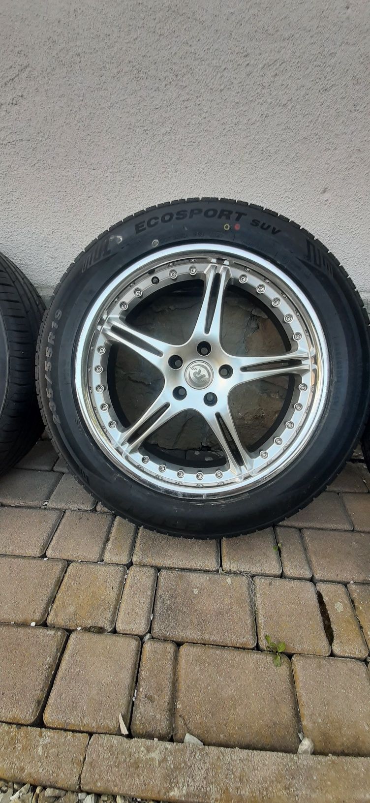 Комплект коліс 235/55 r19 нові