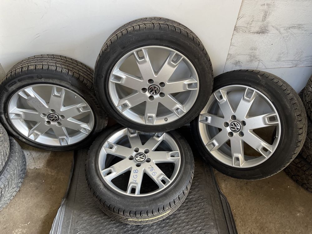 Комплект коліс Michelin Alpin 235.690.R500 A102H