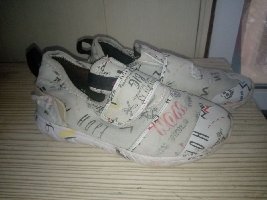 Кроссовки+босоножки размер 34 4