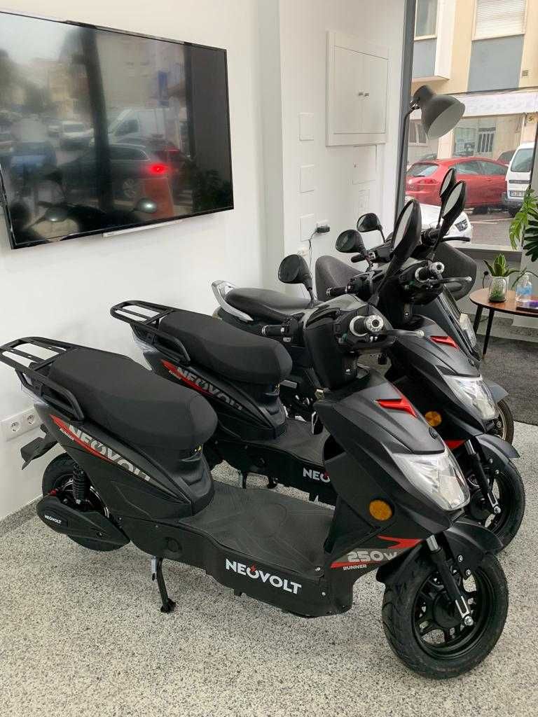 ALUGUEL DE SCOOTER ELÉTRICA - ELECTRIC MOPEDS RENT