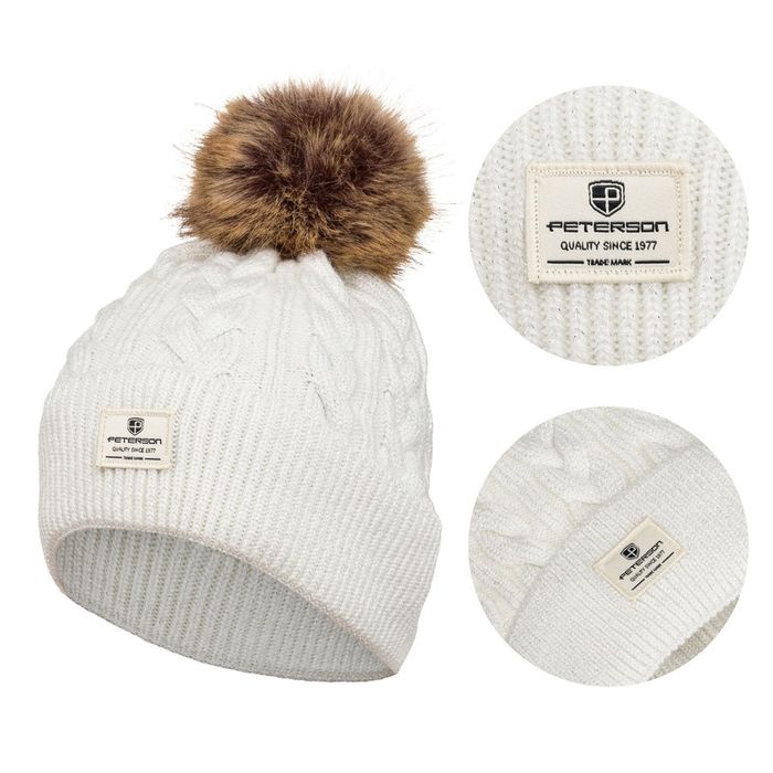 biała czapka zimowa z pomponem w naturalnym odcieniu - peterson