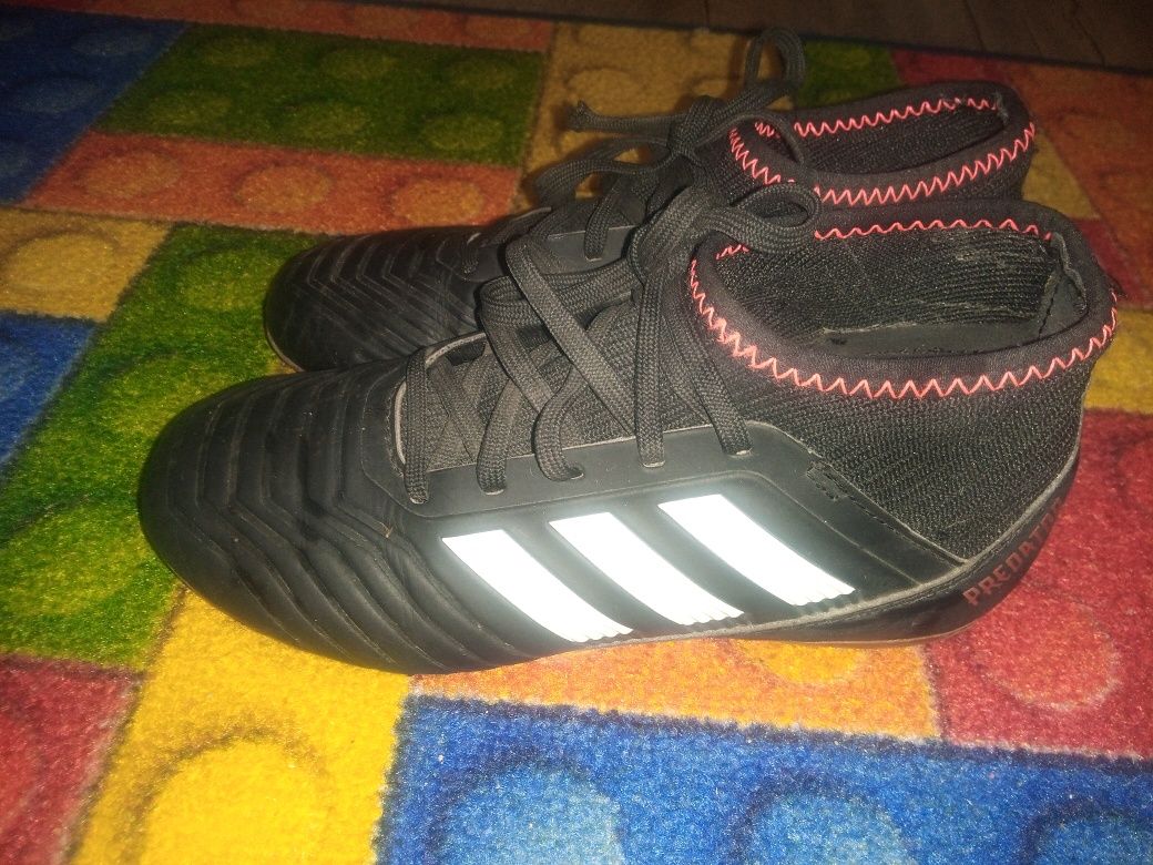 Korki adidas rozmiar 32