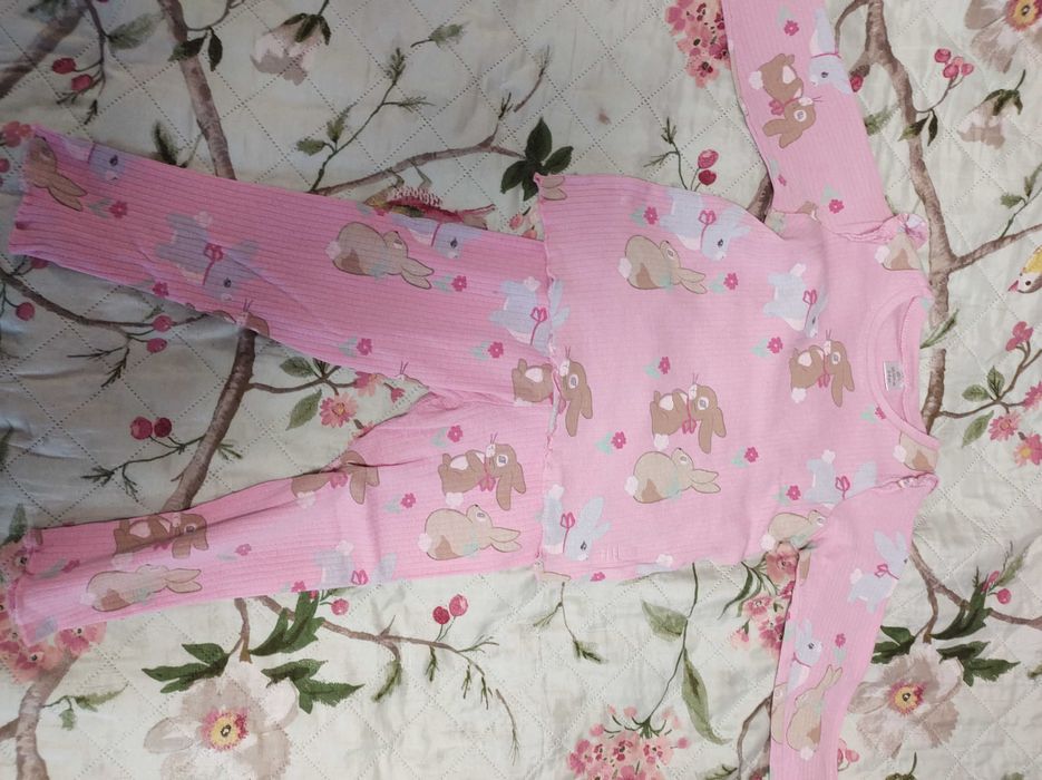 Oddam za darmo dziewczynka