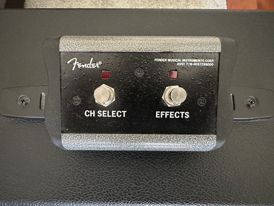 Fender Champion 100XL + Footswitch Original