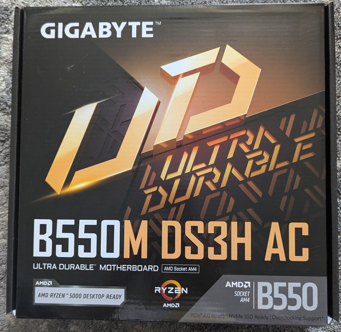 Материнська плата GIGABYTE B550M DS3H AC