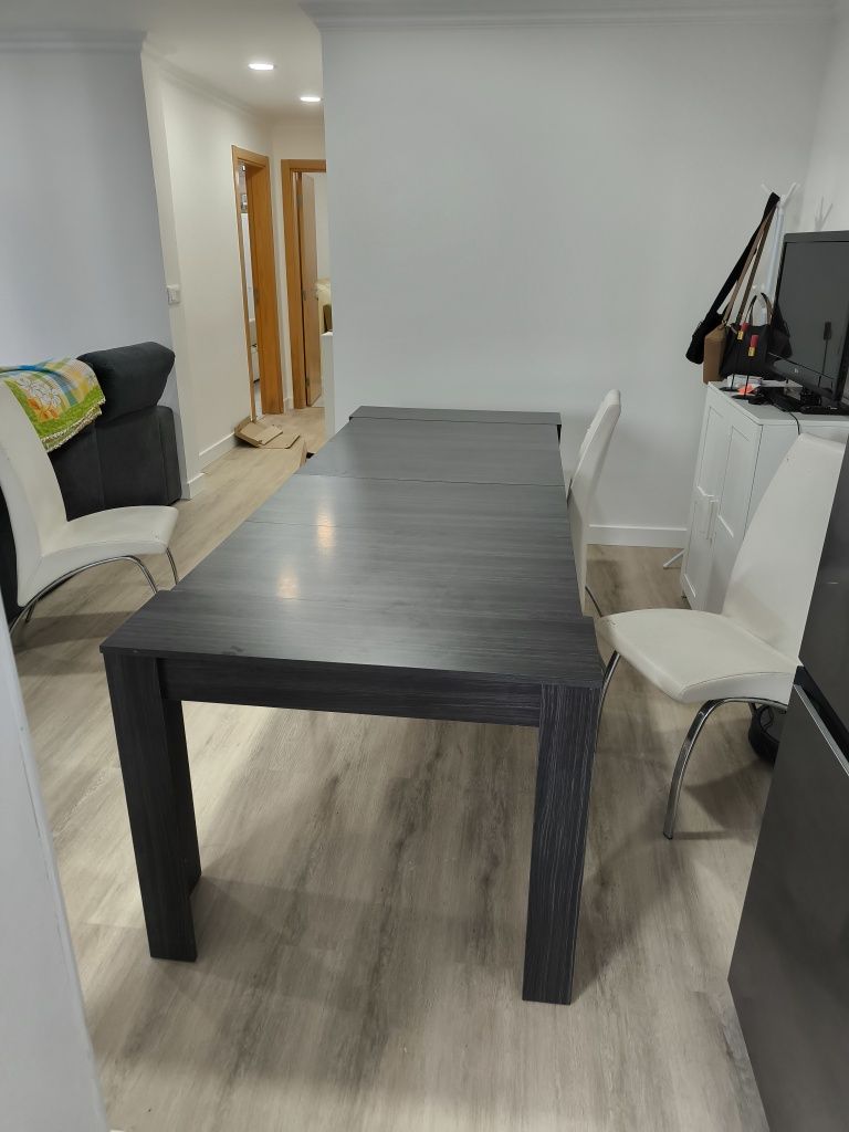 Mesa extensível 5 posições até 237cmx90cm