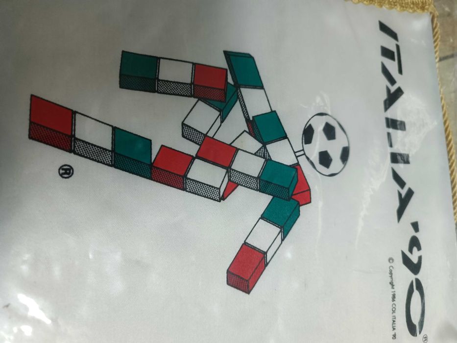 Galhardete oficial Mundial Futebol Italia 90