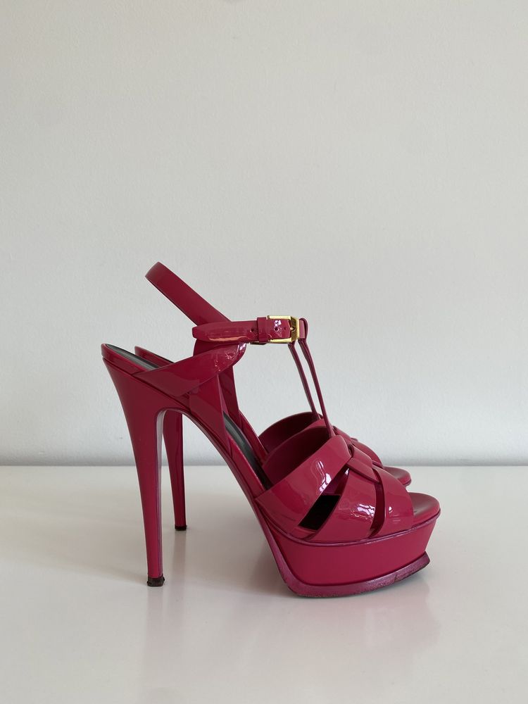 Saint Laurent - sandały na obcasie
