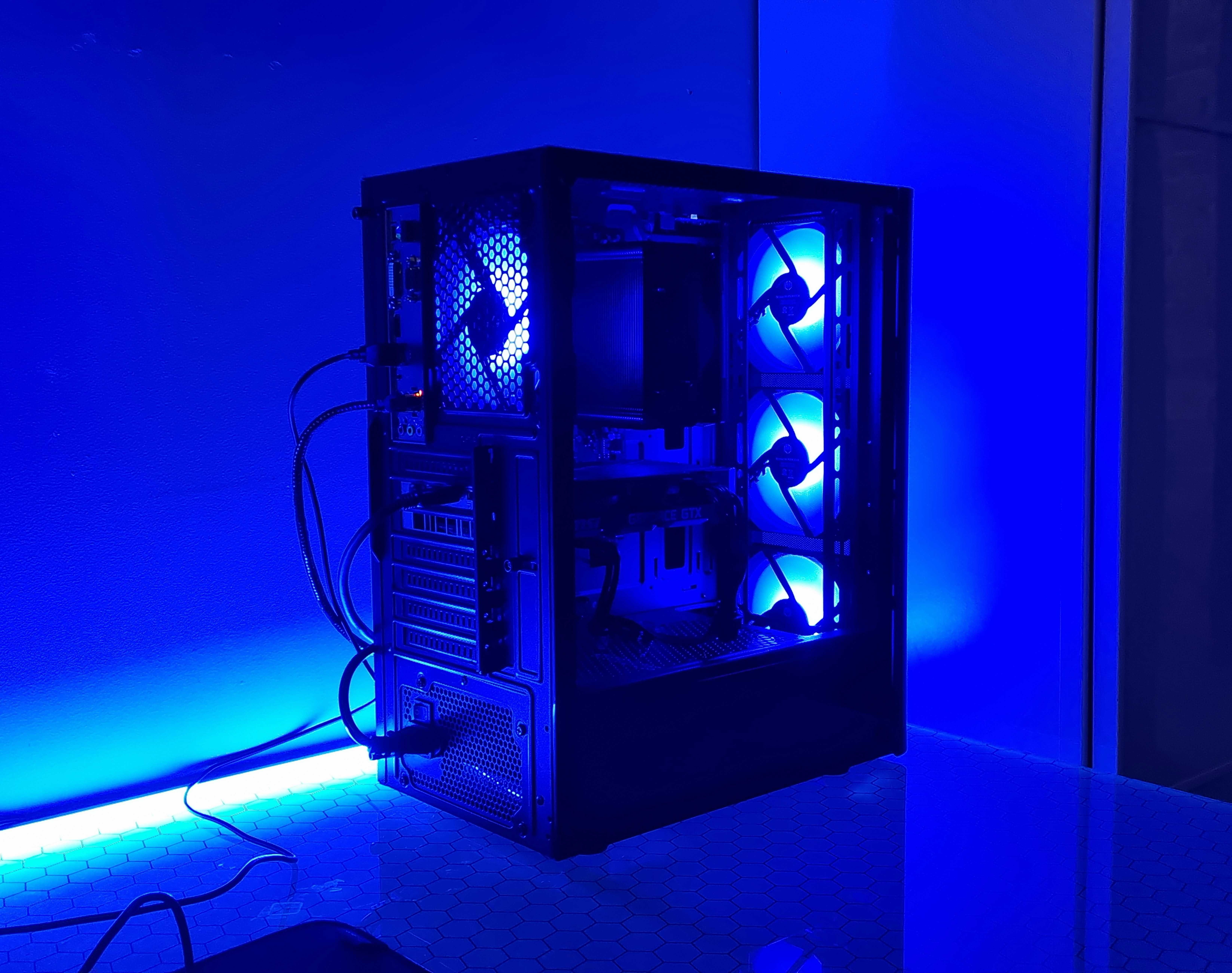 Komputer gamingowy Ryzen 5 3600, GTX 1660 Ti, DDR 4 32 GB, M2 512GB