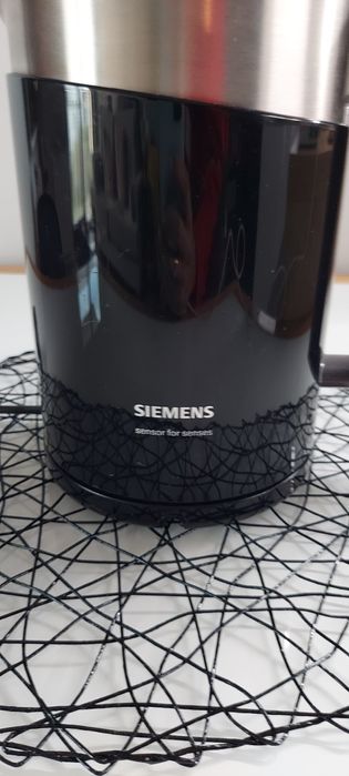 Czajnik elektryczny Siemens z regulacją temperatury