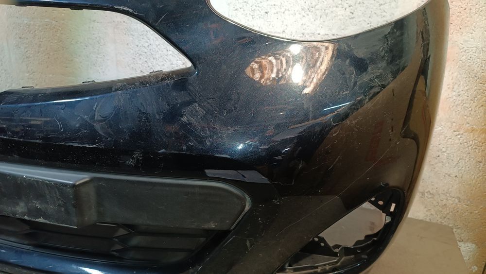 Vendo parachoque de frente Nissan micra K13 ano 2008/14