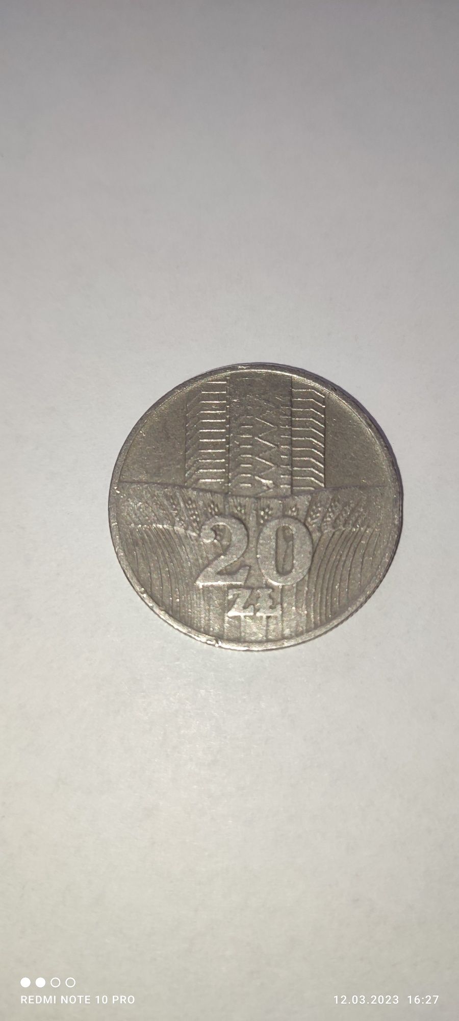 Moneta 20 złotych z 1973 roku - ładny stan