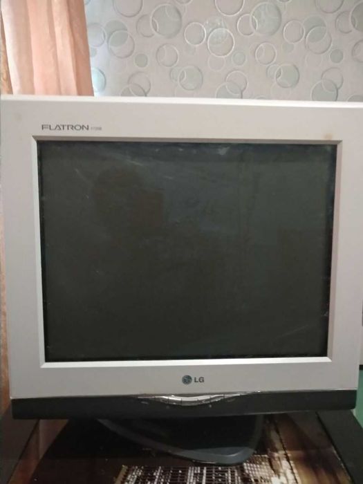 Продам монитор для компьютера.
