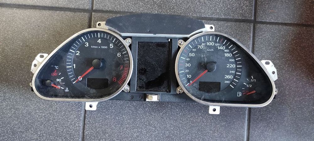 LICZNIK ZEGARY 2.0 2.4 3.2 AUDI A6 C6 4F0920901B