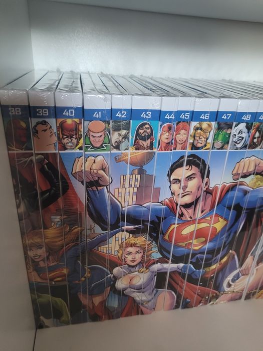 kolekcja komiksów dc bohaterowie I złoczyńcy tom od 1-65 (40zl szt.)