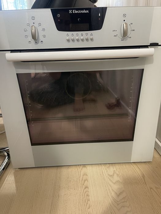 Духовка, духова шафа Electrolux
