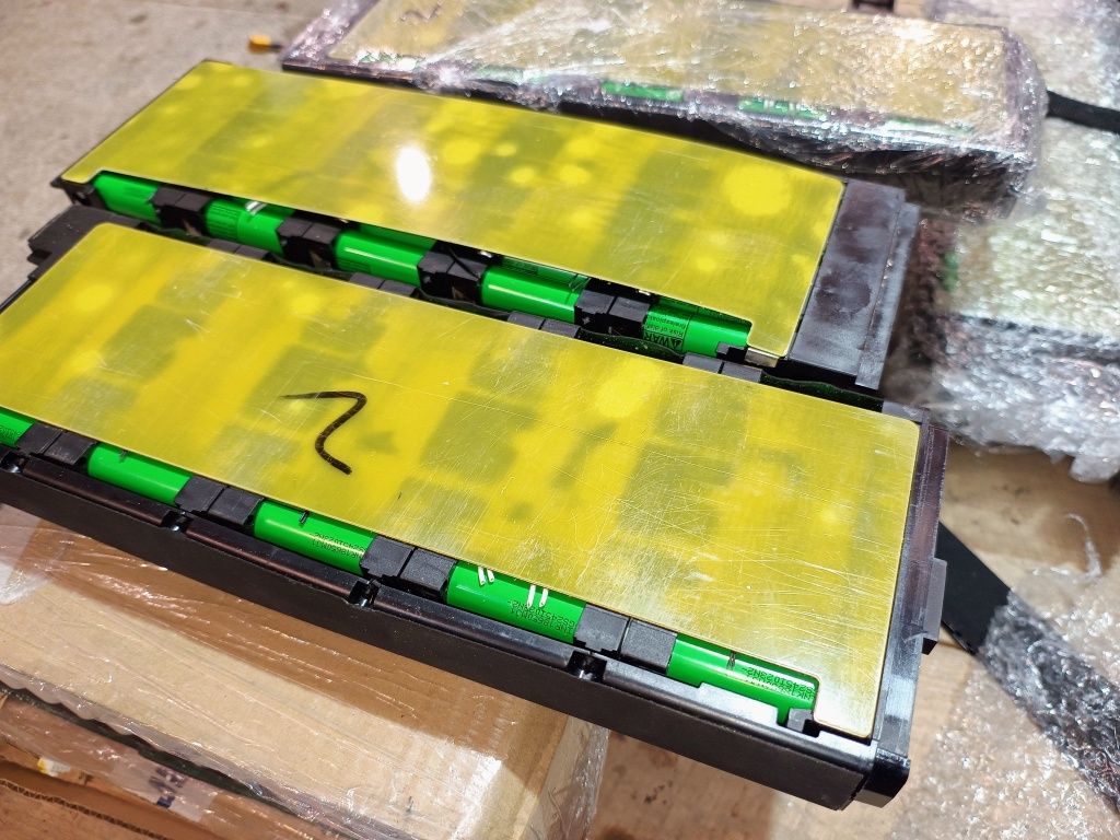 Акумулятори lg mj 1  ємність 3400 mAh