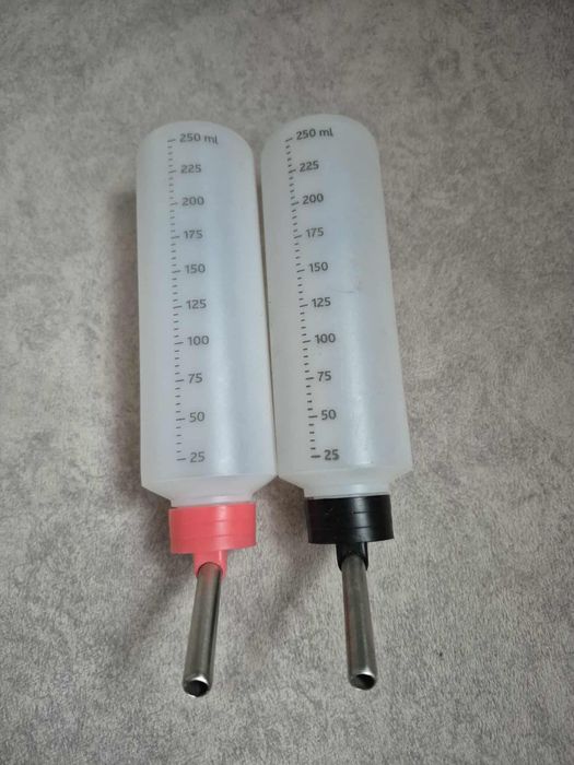 Dwa poidełka Trixie  poidła do klatki dla gryzonia chomika