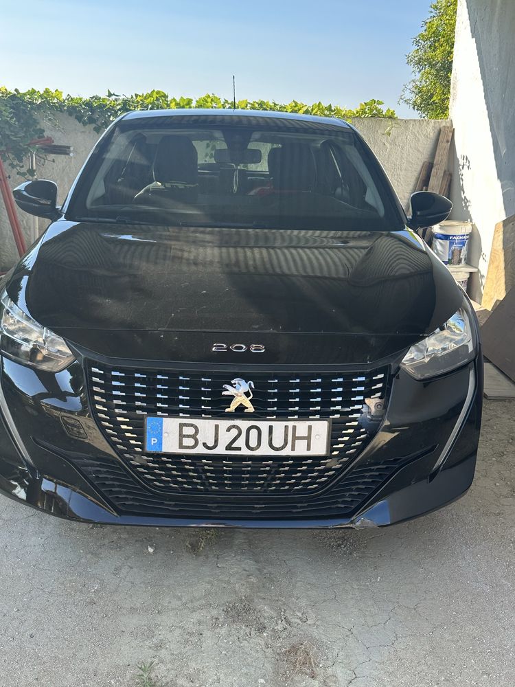 Carro peugeot 208
