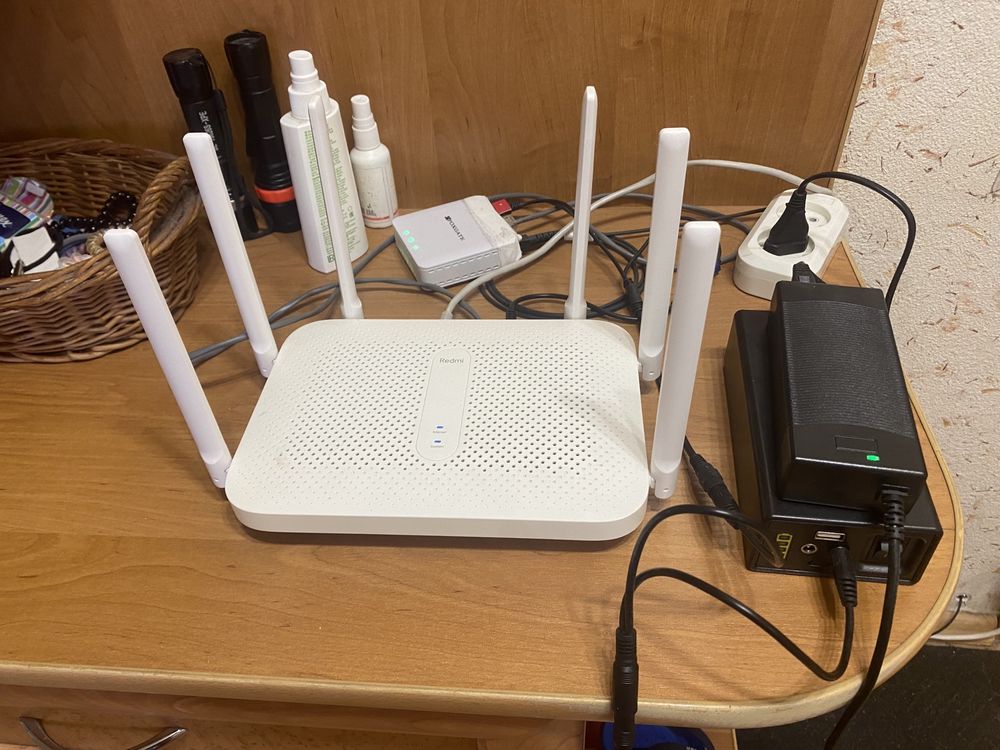ДБЖ,ИБП, DC UPS для роутера, очень большой емкости TalentCell PB120B1