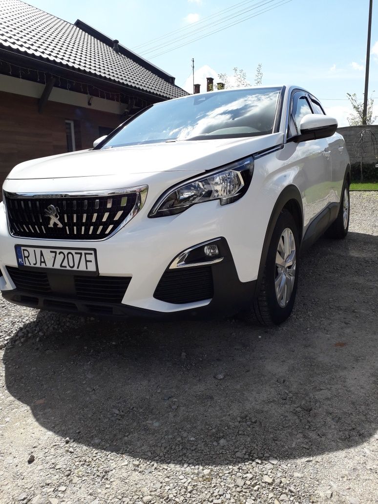 Peugeot 3008.Rok 2018  1.5 Blue HDI 130 KM. Przebieg 184 000 .