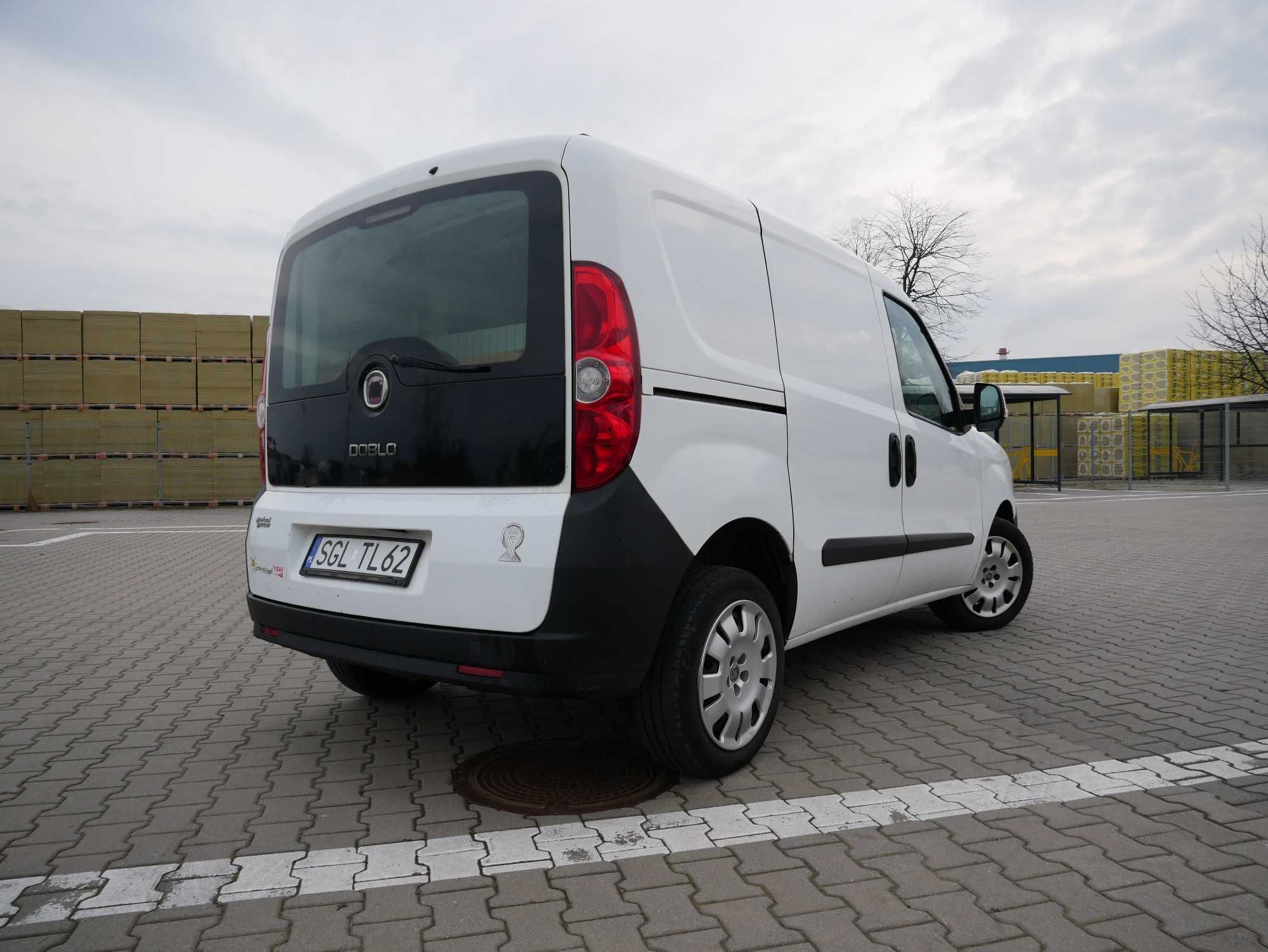 Fiat Doblo 1.4 benz. T-JET VAT23, dostawczy 2011, GAZ/BENZ