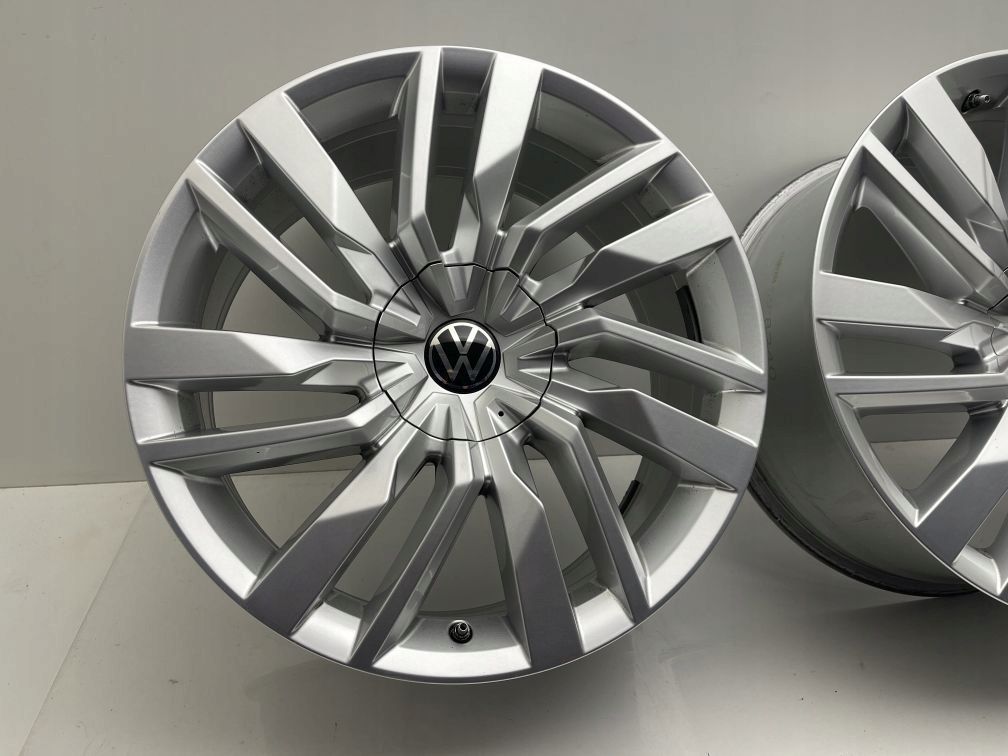 FELGI VW TOUAREG III 760 8J 19 ET28 760601025E CZUJNIKI TPMS