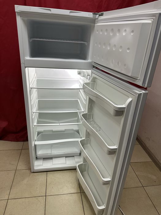 Хололильник Indesit 140/54/60