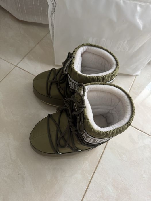 Луноходи, зимові сапоги жіночі Moon Boot короткі 36/38 хакі