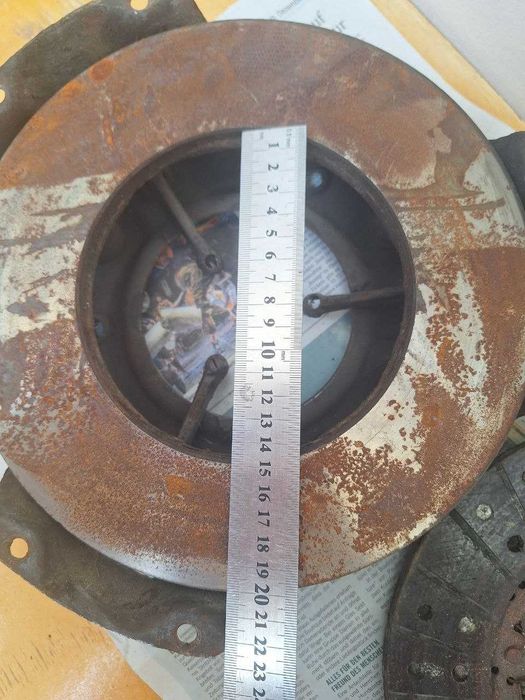 Диск щеплення нажимний Уаз (ст.зр).