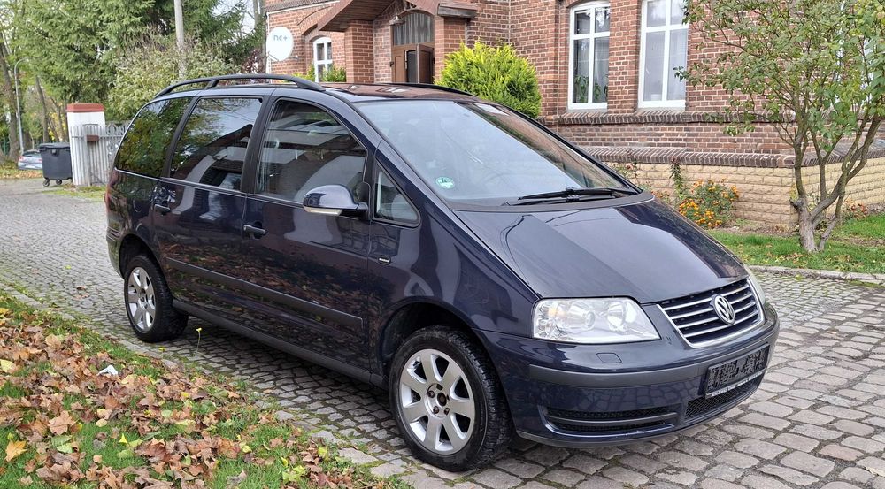 Volkswagen  Sharan   2.0 diesel  2007r.   7-osobowy Xenon