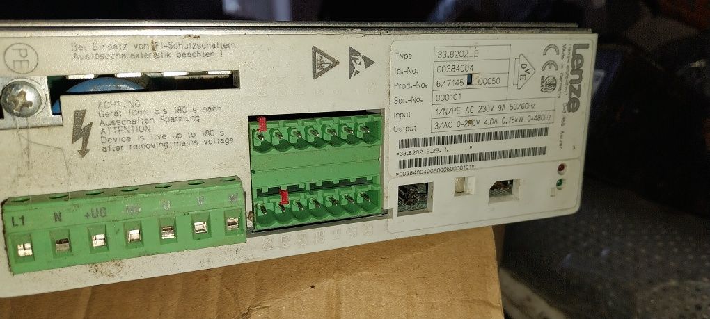 Falowniki 0.4kw polecam.
