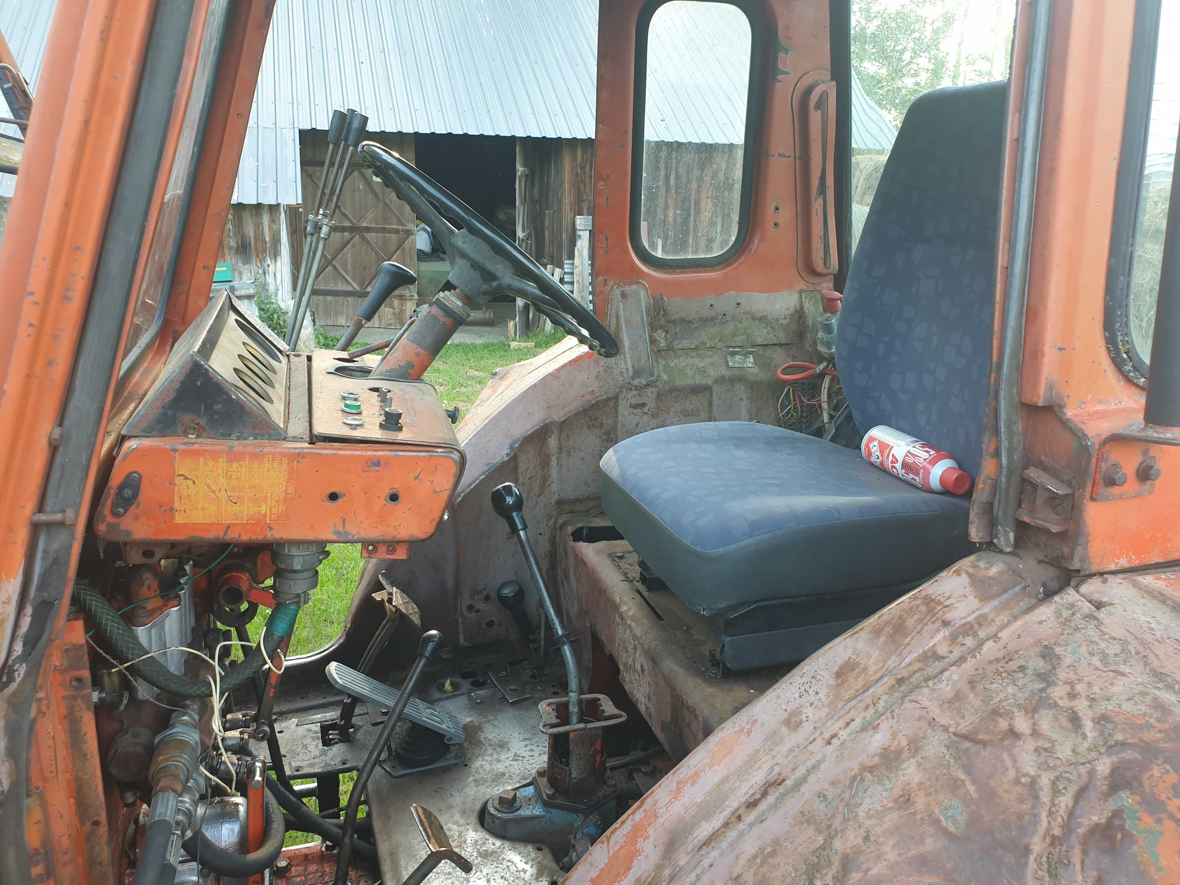 Mtz 82 z turem i chwytakiem do bel