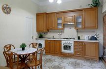Посуточно\Погодинно Центр Площа Ринок,1Кім, вул. Краківська,9