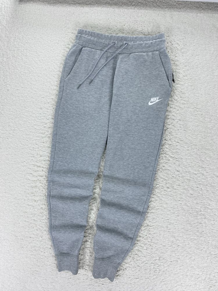 Спортивные штаны Nike tech fleece nsw swoosh спортивні штани