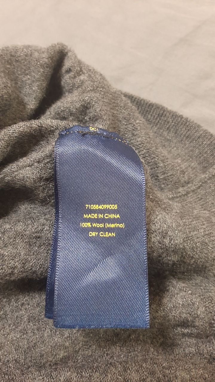 Чоловічий светр POLO Ralph Lauren.