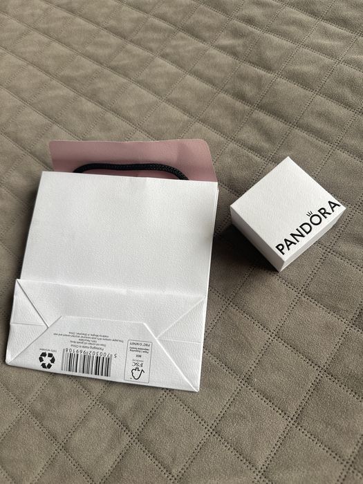 Pudełko i torebeczka Pandora